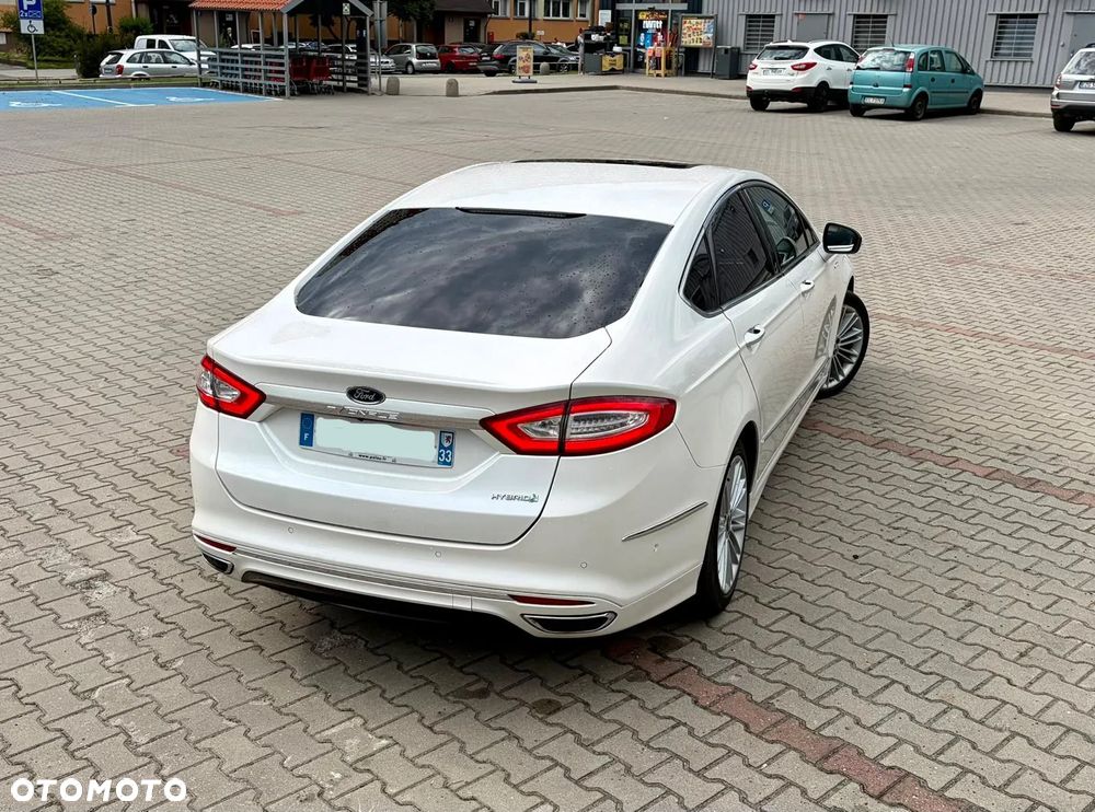 Ford Mondeo 2.0 Hybrid Vignale - 11