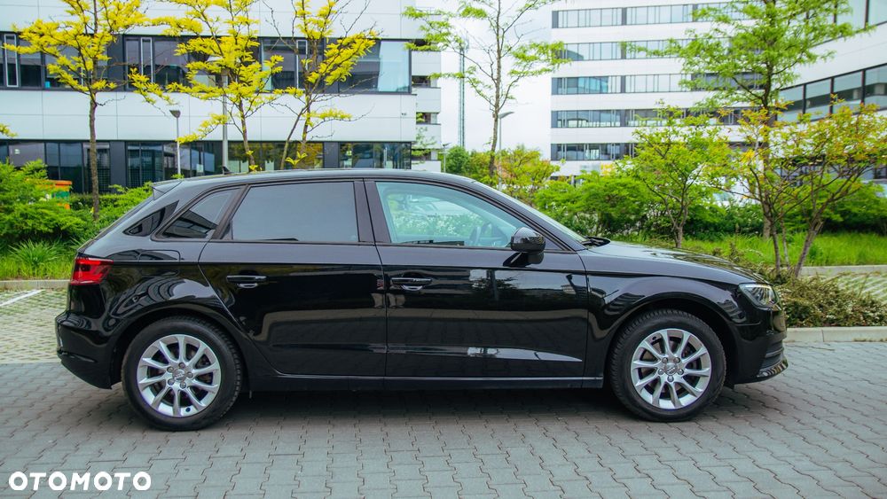 Audi A3 Sportback 1.4 TFSI Ambition S tronic - 4