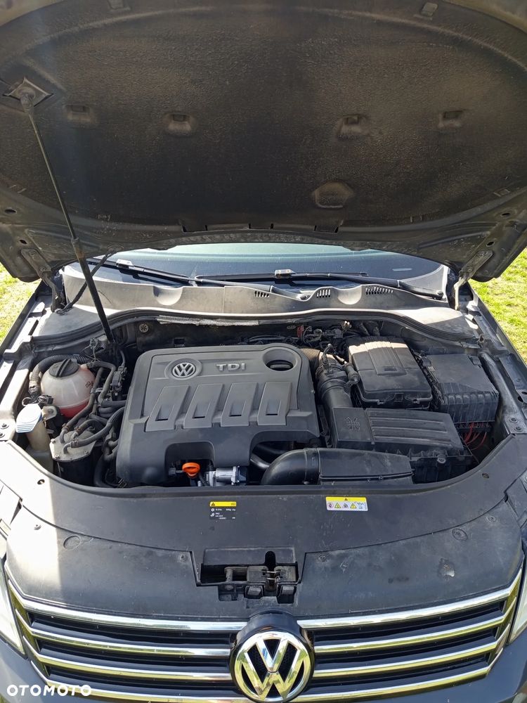 Volkswagen Passat 2.0 TDI DPF DSG 4Motion Comfortline - 10