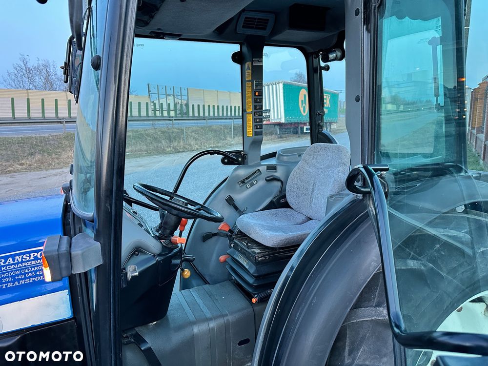 New Holland TN 75N TN75NA Pełzaki Mechaniczny SuperSteer™ 4X4 Sadowniczy - 10