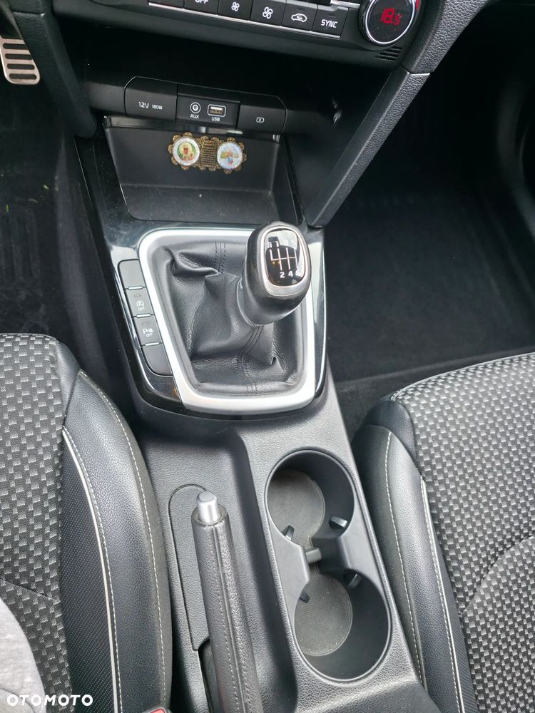 Kia Ceed 1.4 T-GDI L - 14