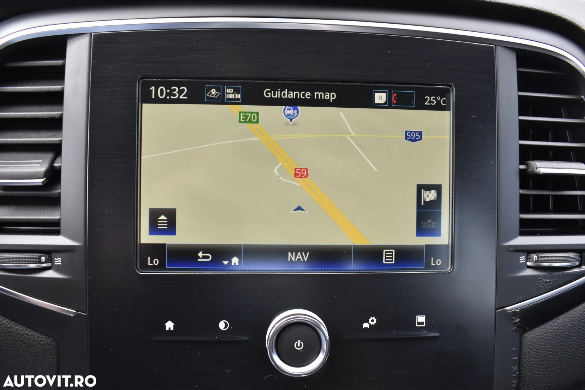 Renault Megane Blue dCi 116 EDC Zen - 12