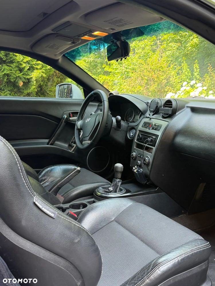 Hyundai Coupe - 9