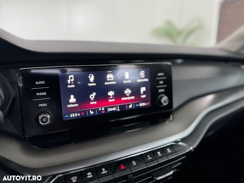 Skoda Octavia 2.0 TDI DSG Ambition - 19