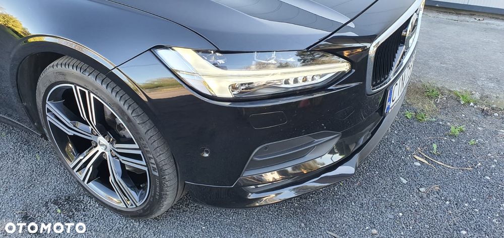 Volvo V90 D4 Momentum - 23