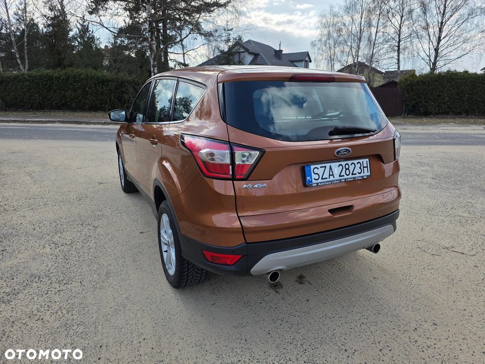 Ford Kuga 2.0 TDCi AWD Titanium - 27