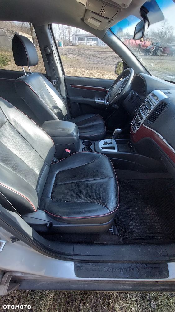 Hyundai Santa Fe 2.2 CRDi Executive + - 3