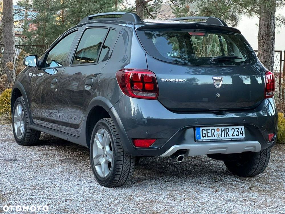 Dacia Sandero Stepway TCe 90 (S&S) Prestige - 8
