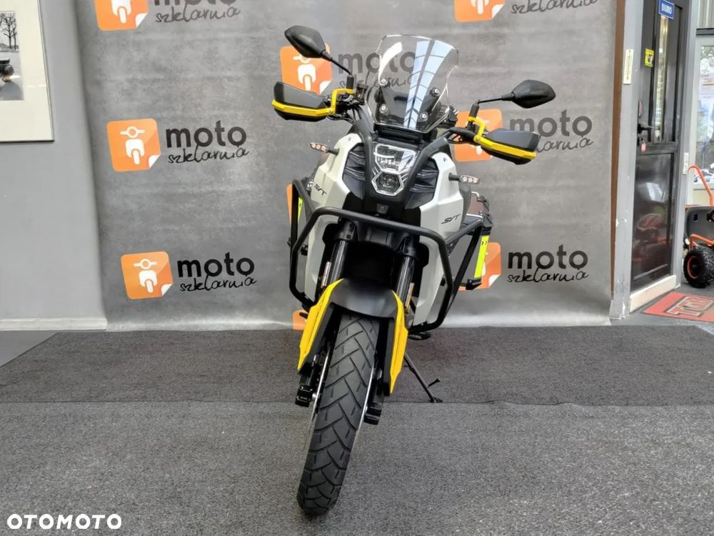 QJMOTOR SVT 650 - 19