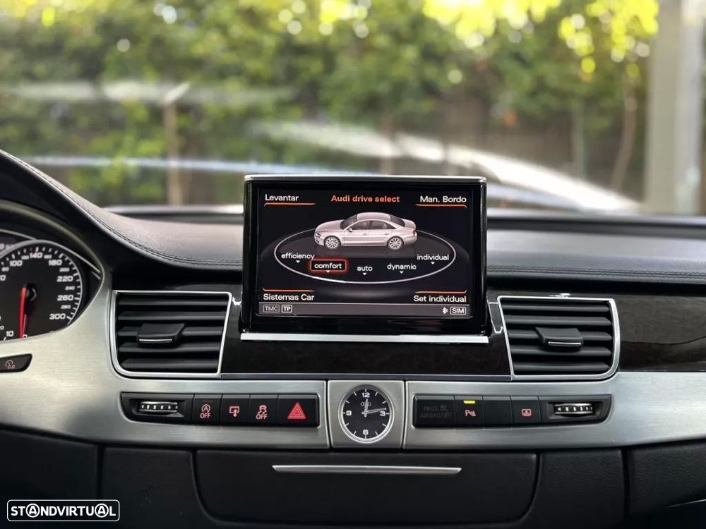 Audi A8 3.0 TDI V6 quattro Clean Exclusive - 48