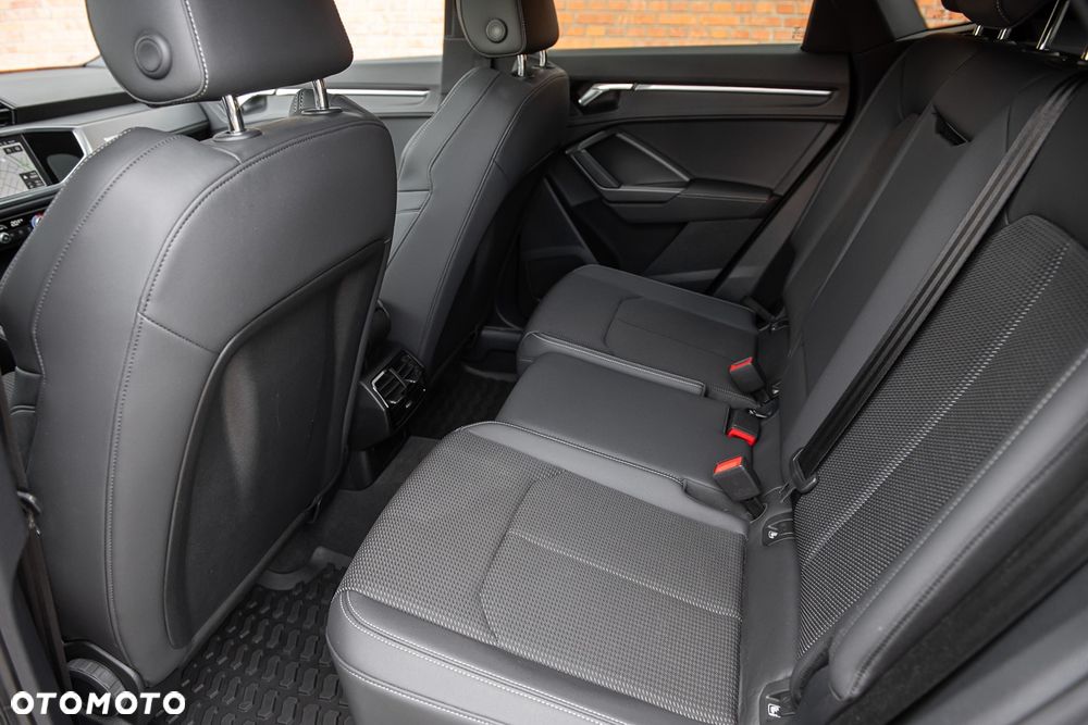 Audi Q3 40 TFSI Quattro S tronic - 29