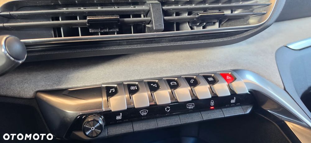 Peugeot 5008 2.0 BlueHDi GT S&S EAT8 - 29