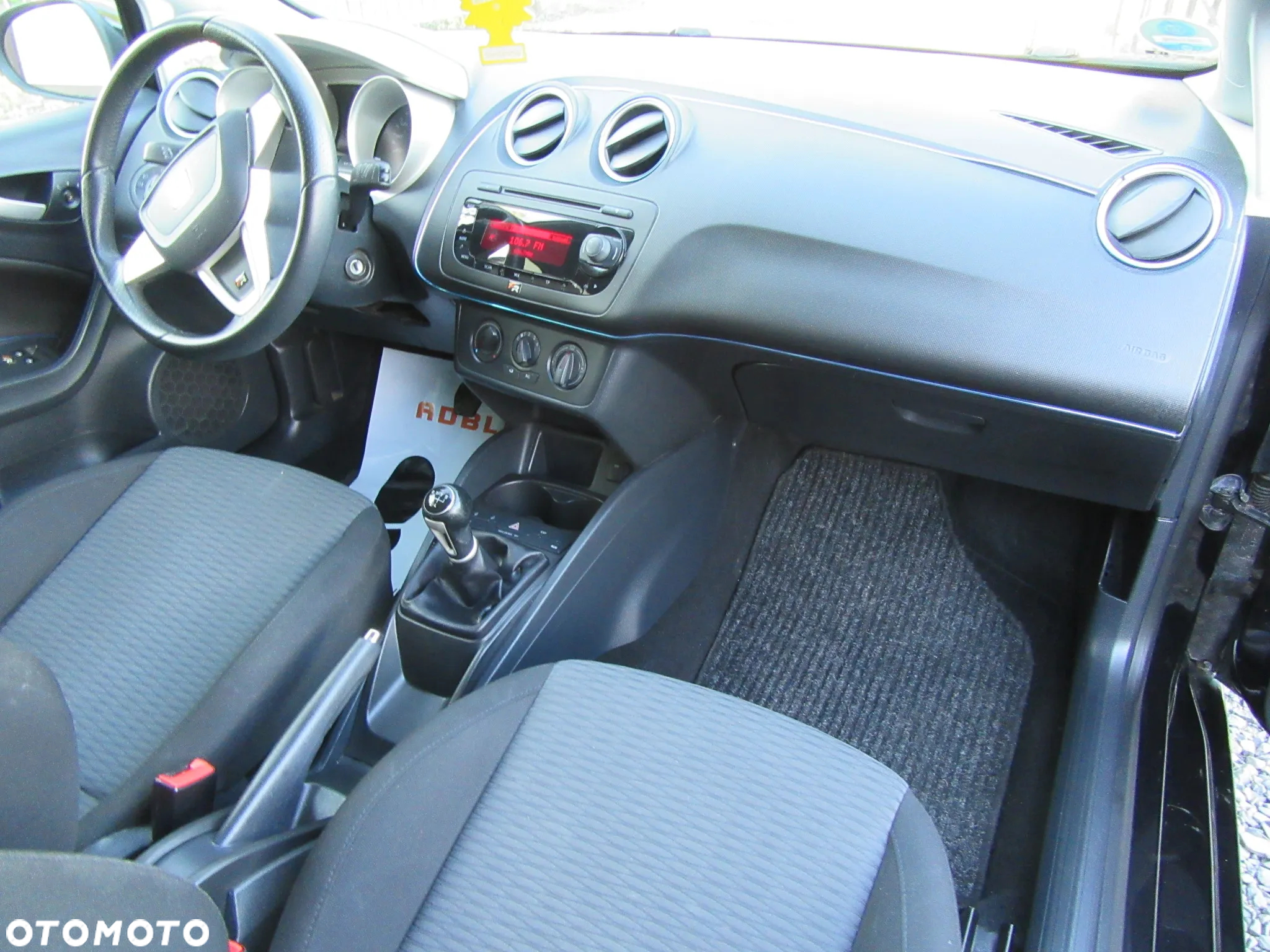 Seat Ibiza SC 1.6 TDI FR - 12
