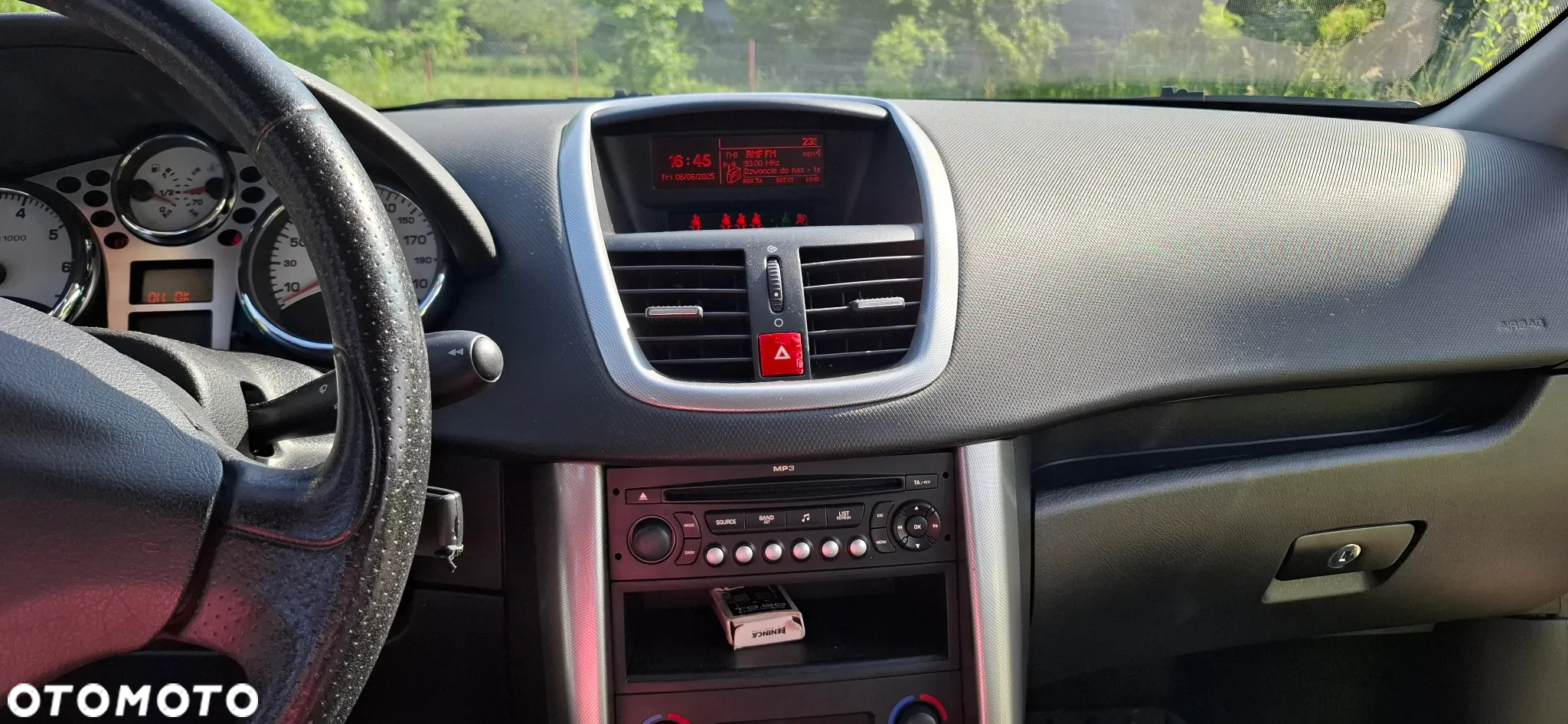 Peugeot 207 110 Sport - 12