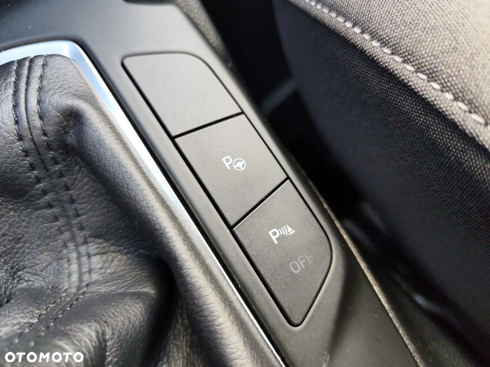 Ford Focus - 24
