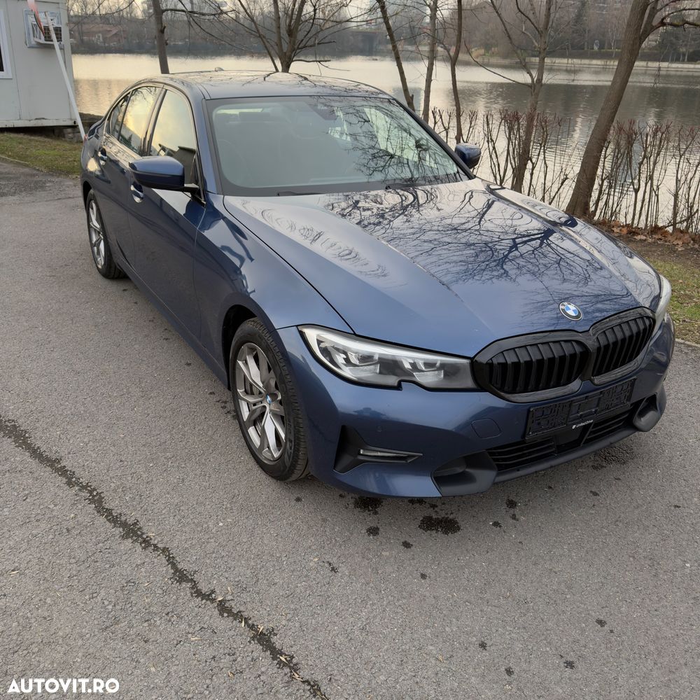 BMW Seria 3 330i AT - 3