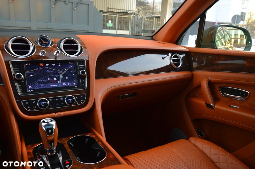 Bentley Bentayga W12 - 27