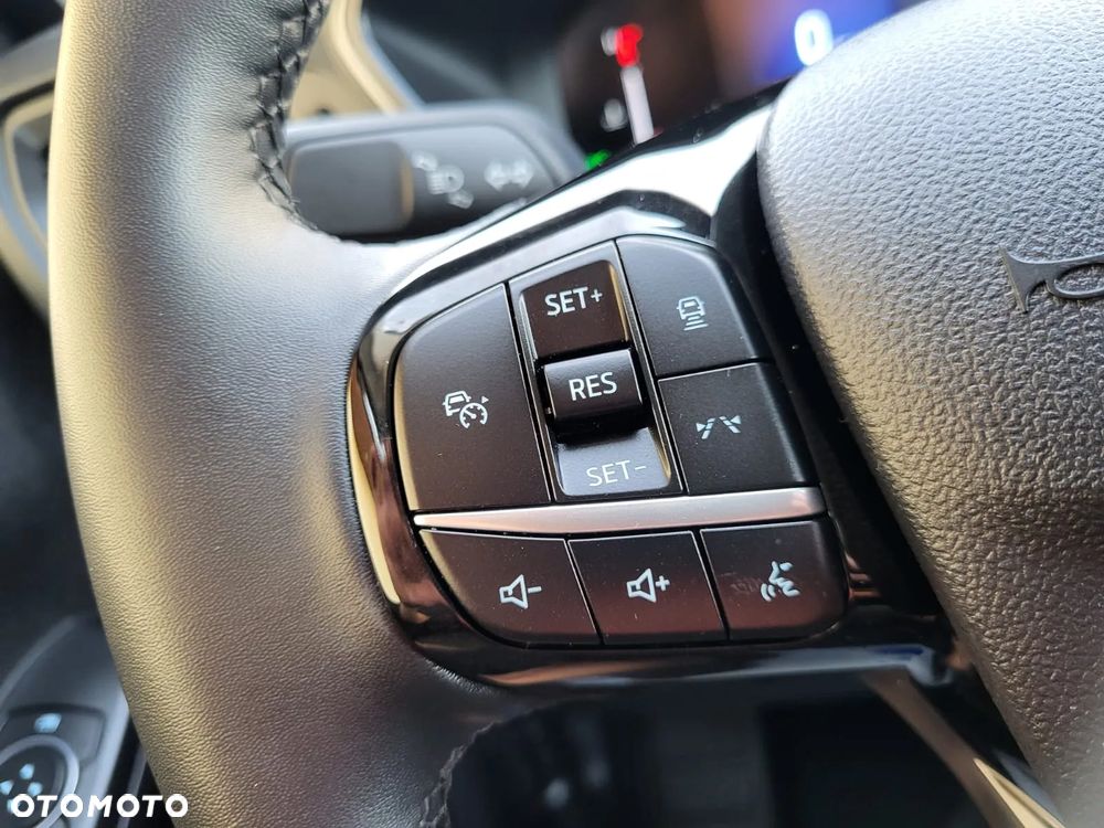 Ford Kuga - 15