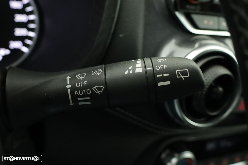 Nissan Juke 1.6 Hybrid N-Design Black - 17