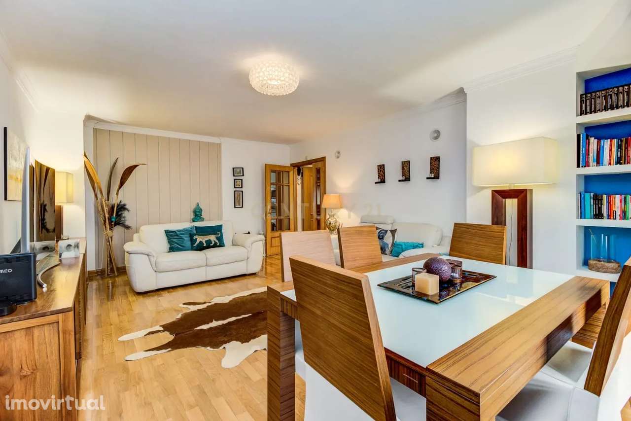 Fantástico T3 em Belas - Grande imagem: 5/21