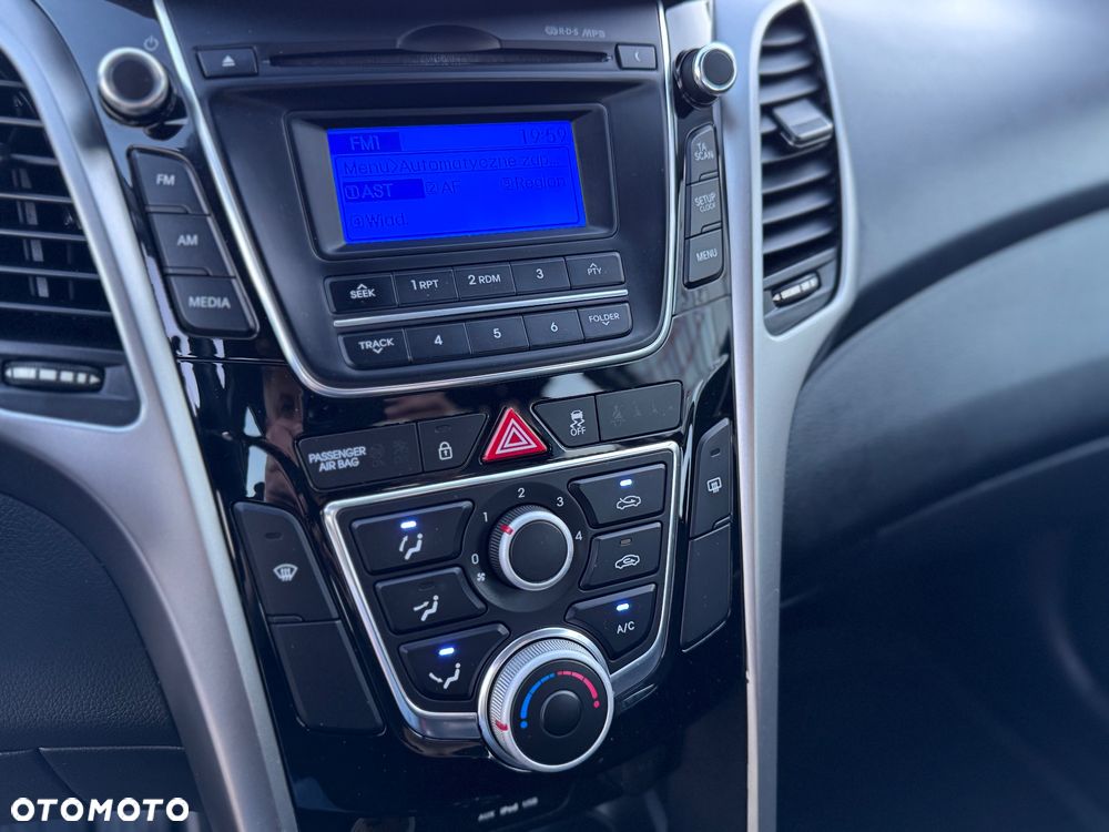 Hyundai i30 - 27