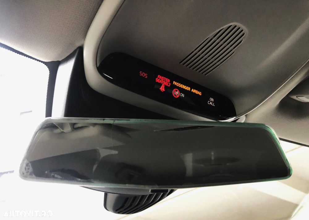 Volvo V40 D3 Geartronic Momentum - 19