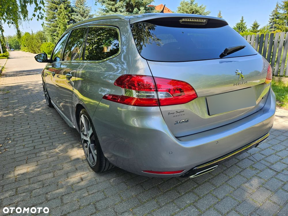 Peugeot 308 1.6 e-THP GT S&S - 9