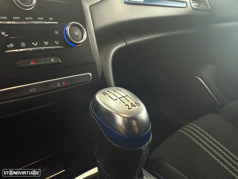 Renault Mégane 1.5 Blue dCi GT Line - 25