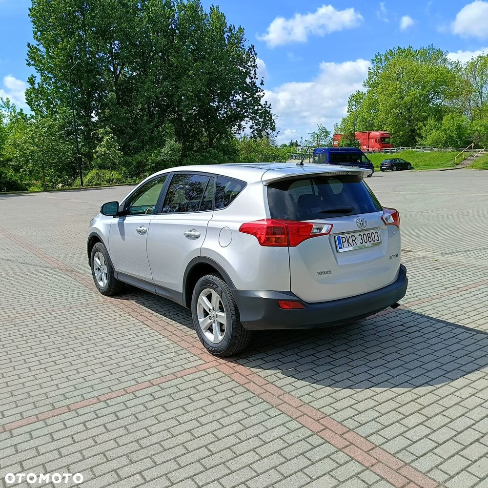 Toyota RAV4 - 7
