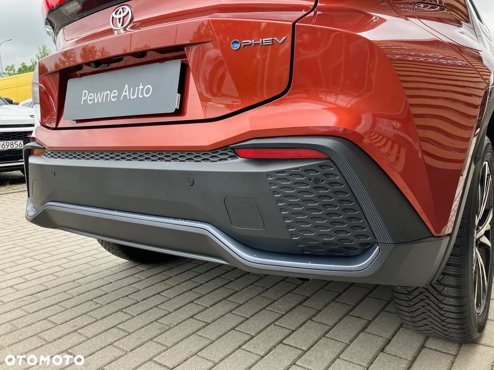 Toyota C-HR 2.0 PHEV Dynamic Force Style - 10