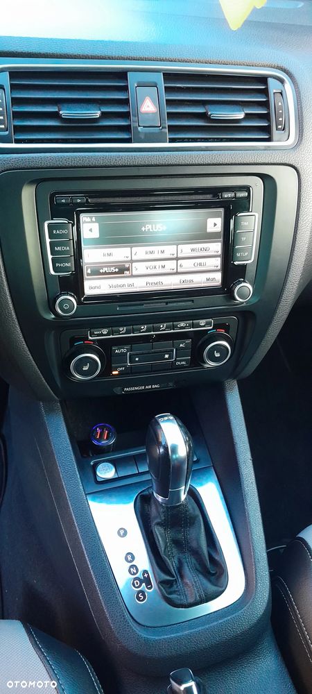 Volkswagen Jetta 2.0 TSI Highline DSG - 16