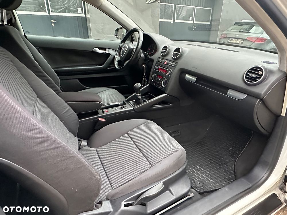 Audi A3 3-drzwiowe 1.9 TDI Ambiente - 21