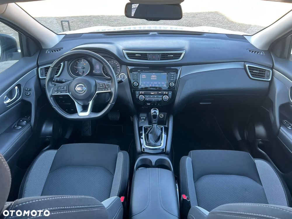 Nissan Qashqai - 11