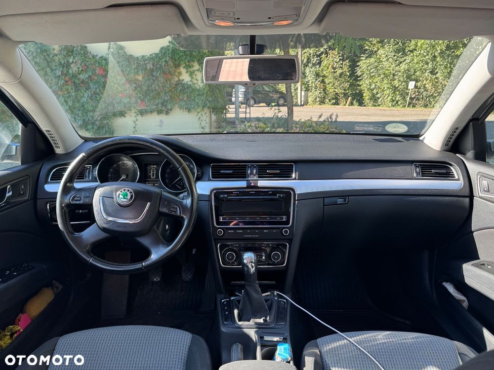 Skoda Superb 1.6 TDI Elegance Greenline - 10