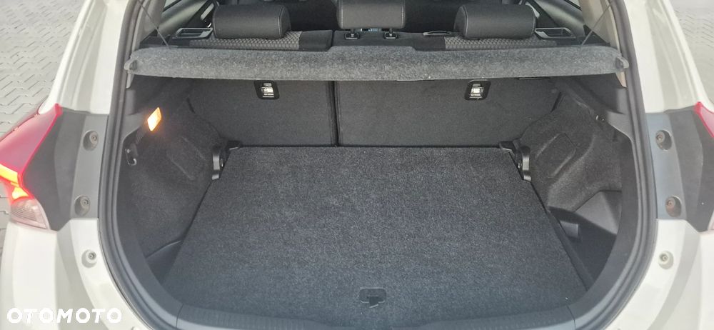 Toyota Auris - 22