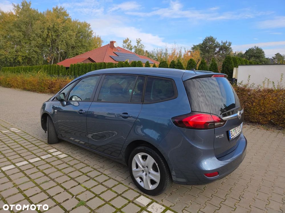 Opel Zafira 2014 photo 4