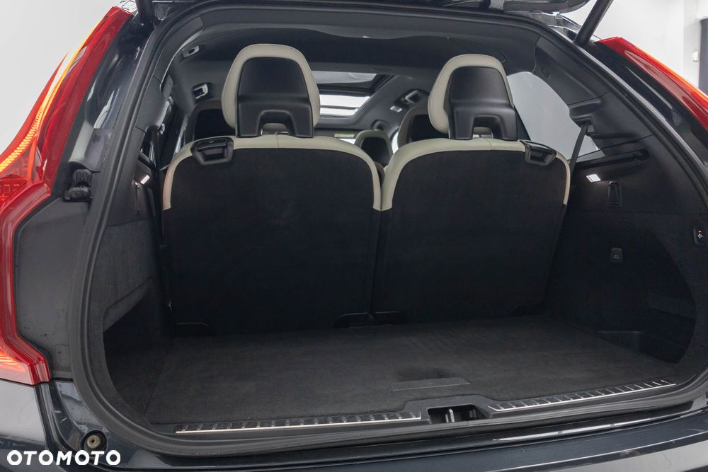 Volvo XC 90 B5 D AWD Geartronic RDesign - 38
