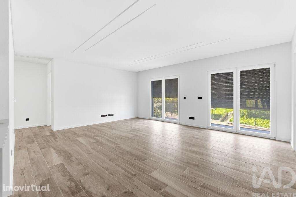 Apartamento T4 em Santa Iria de Azoia, São João da Talha e Bobadela de - Grande imagem: 2/30