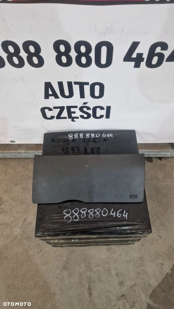 Poduszka kolanowy Jeep Grand Cherokee WK2 SRT P1NU89DX9AE - 2