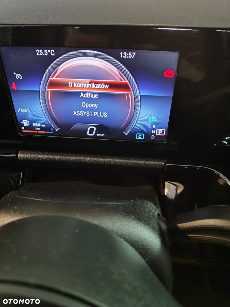 Mercedes-Benz Klasa B 180 d Style 7G-DCT - 14