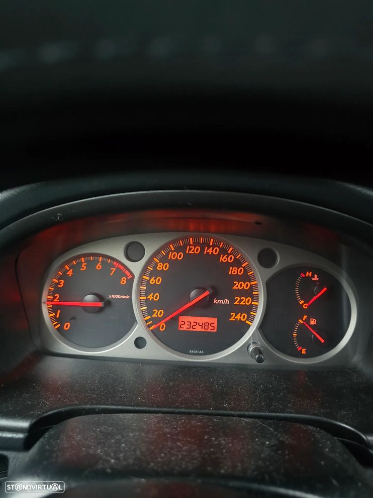 Honda Stream 2.0i ES Sport - 10
