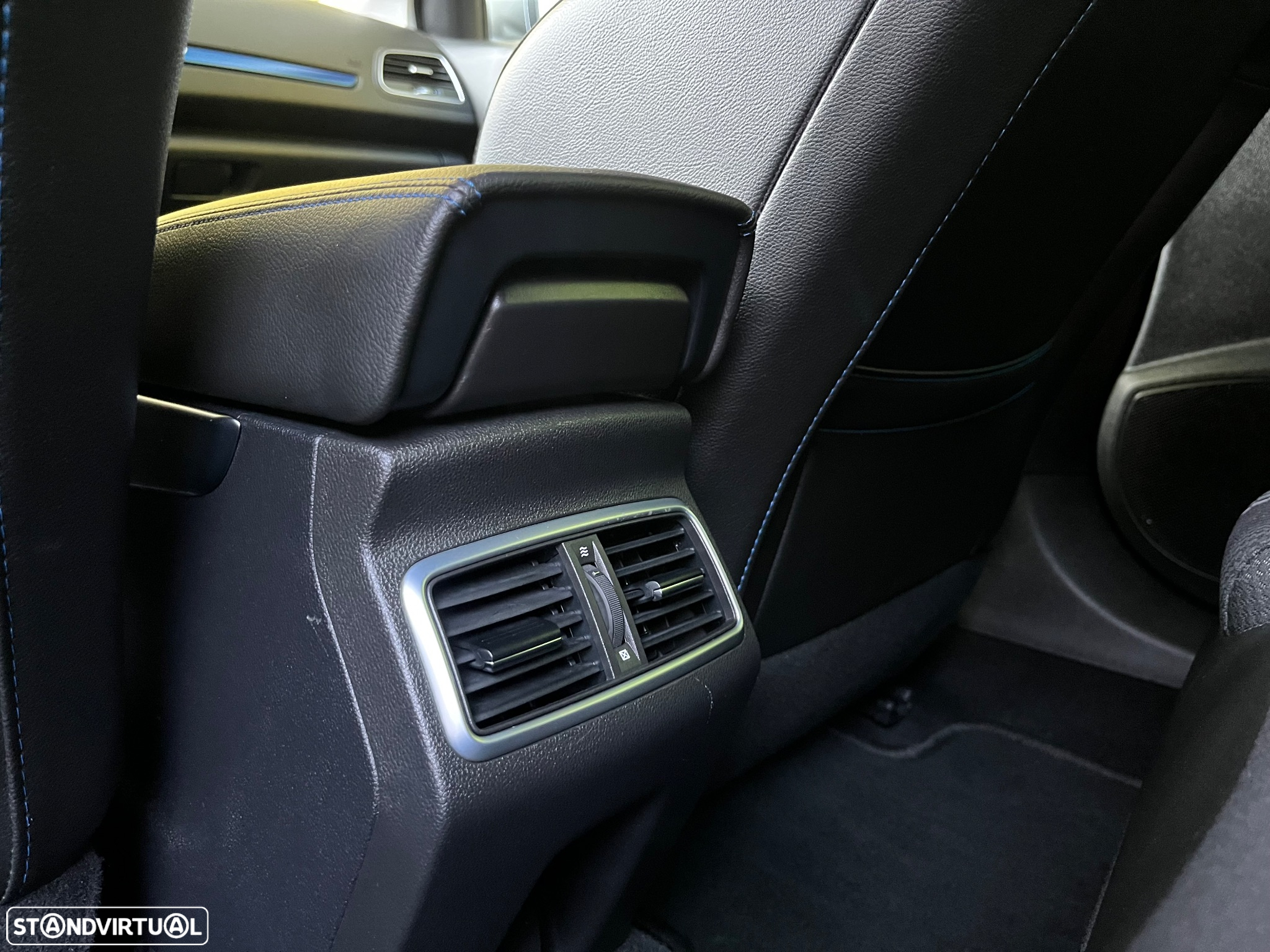 Renault Mégane 1.6 TCe GT EDC - 60