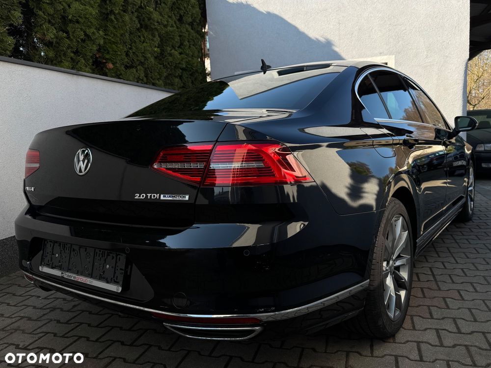Volkswagen Passat 2.0 TDI (BlueMotion Technology) Highline - 12