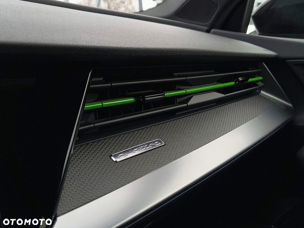Audi RS3 Sportback TFSI Quattro S tronic - 28