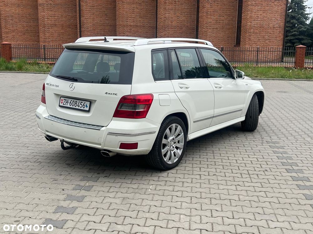 Mercedes-Benz GLK 250 CDI DPF 4Matic BlueEFFICIENCY 7G-TRONIC - 19