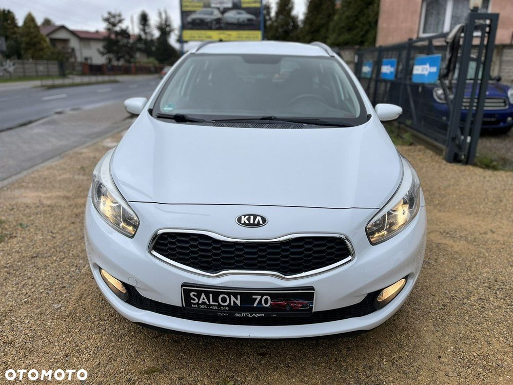 Kia Ceed 1.6 GDI Dream Team Edition - 6