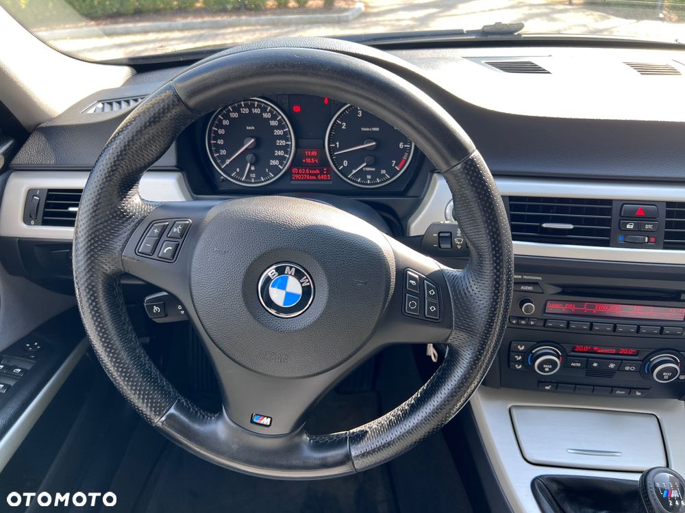 BMW Seria 3 318i Edition Exclusive - 23