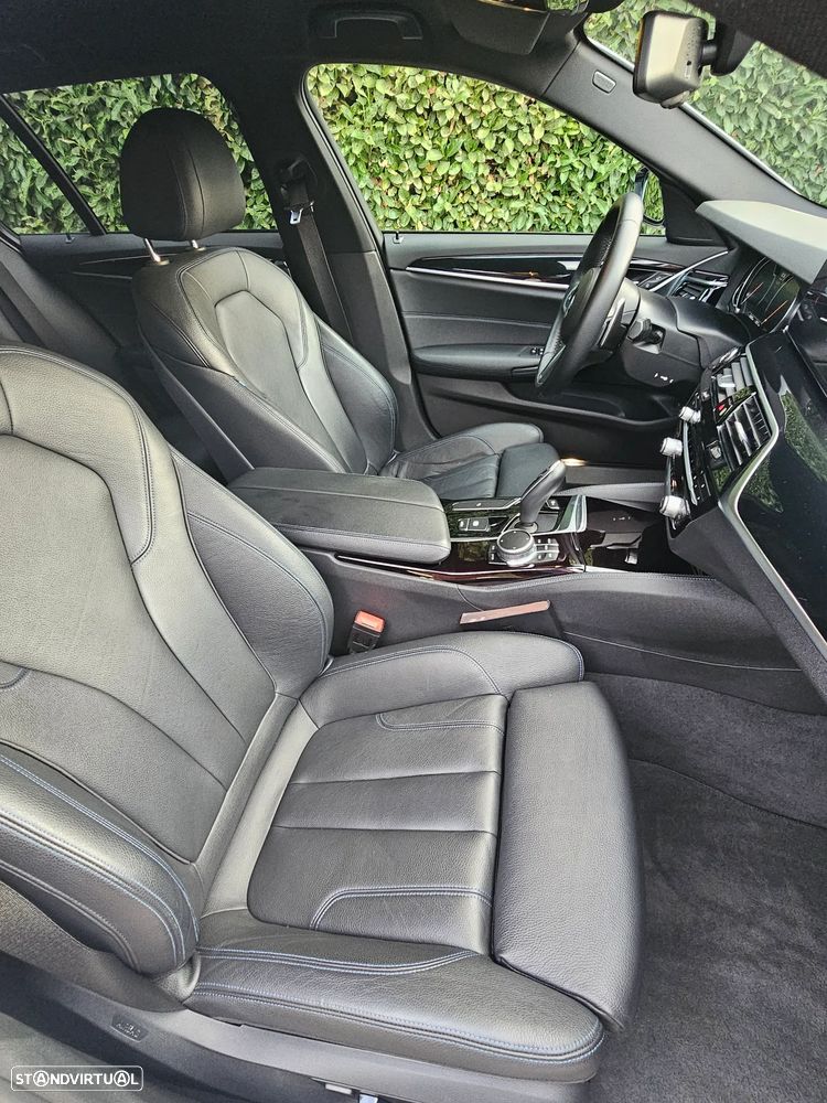 BMW 520 d Pack M Auto — fotografia 25