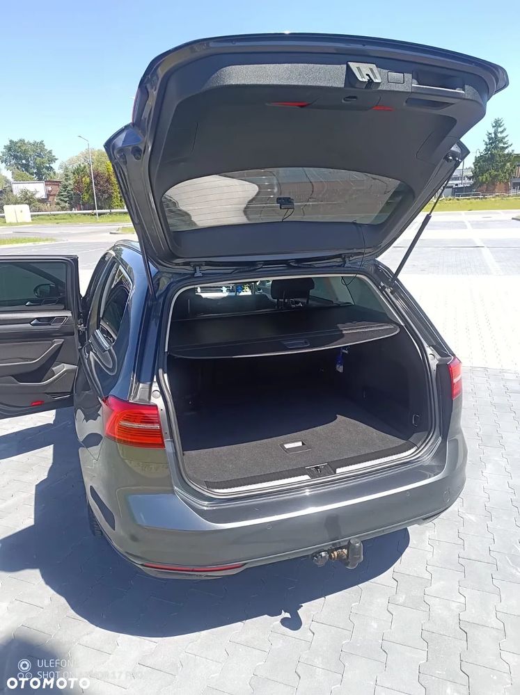 Volkswagen Passat - 22