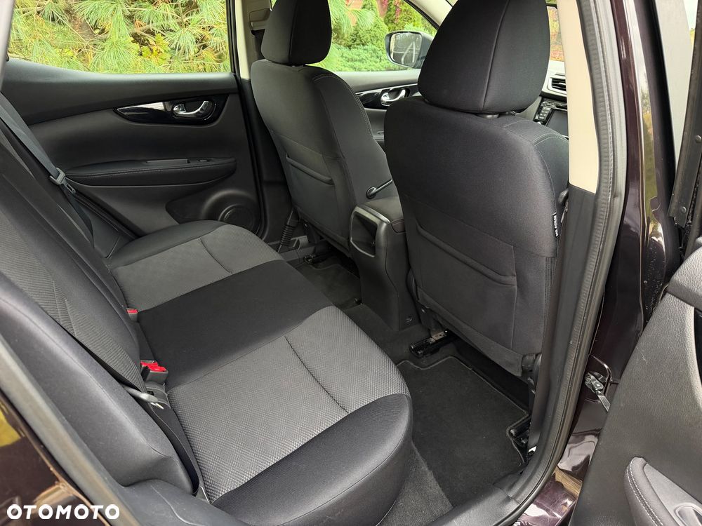 Nissan Qashqai 1.2 DIG-T Xtronic ACENTA - 9